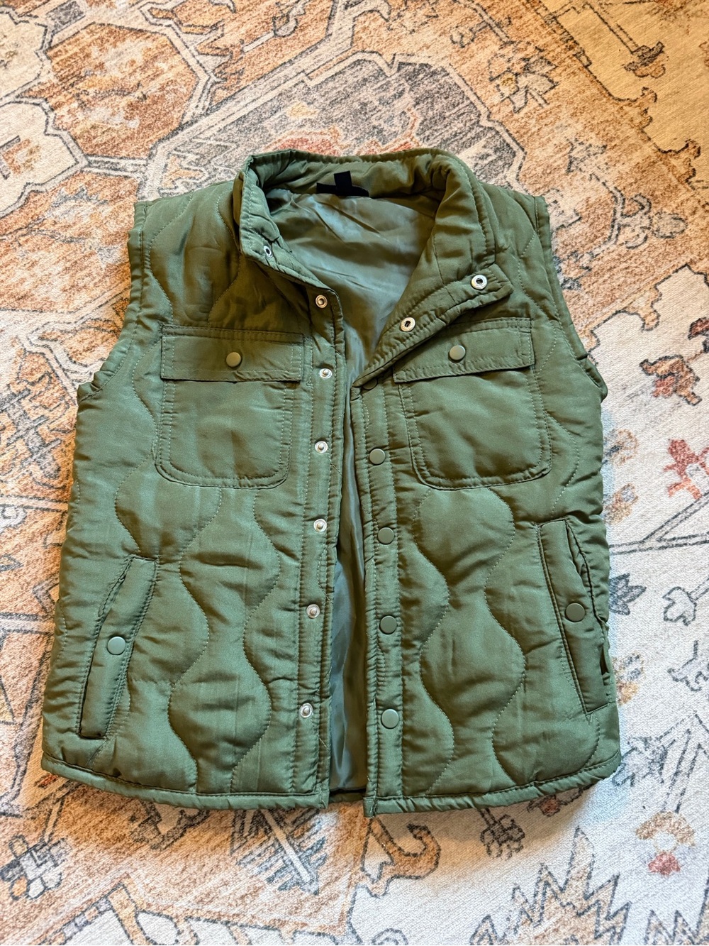Tahari Boy Olive Green Quilted Puffer Vest Size 6